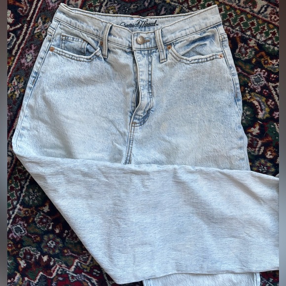 Universal Thread Jeans - Picture 3 of 3